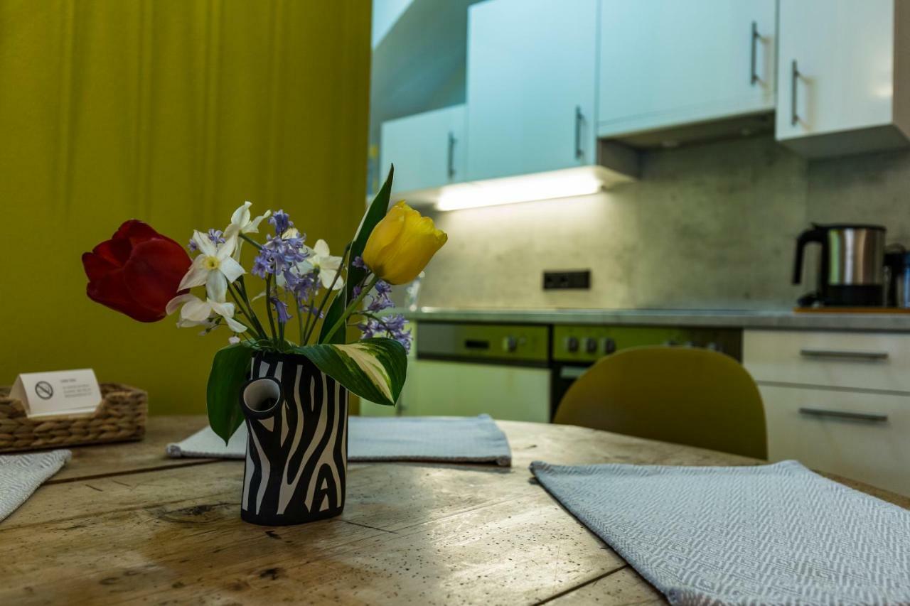 Yellow Flat By Grazrentals With Best Location & Free Parking Εξωτερικό φωτογραφία