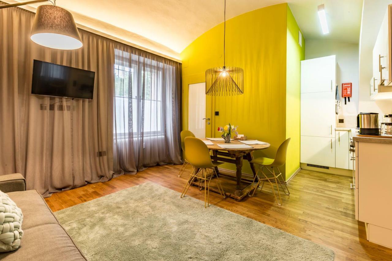 Yellow Flat By Grazrentals With Best Location & Free Parking Εξωτερικό φωτογραφία